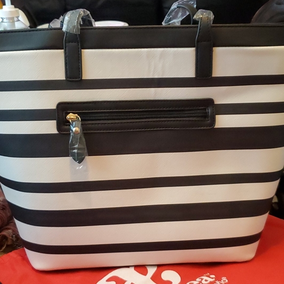 Bolsa - Picture 2 of 2